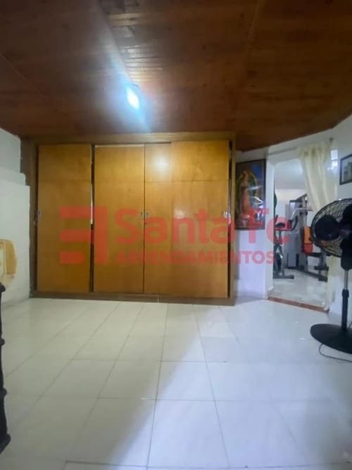 Casa de 6 alcobas en venta en La Milagrosa, Medellín, 108 m² · foto 9 de 10