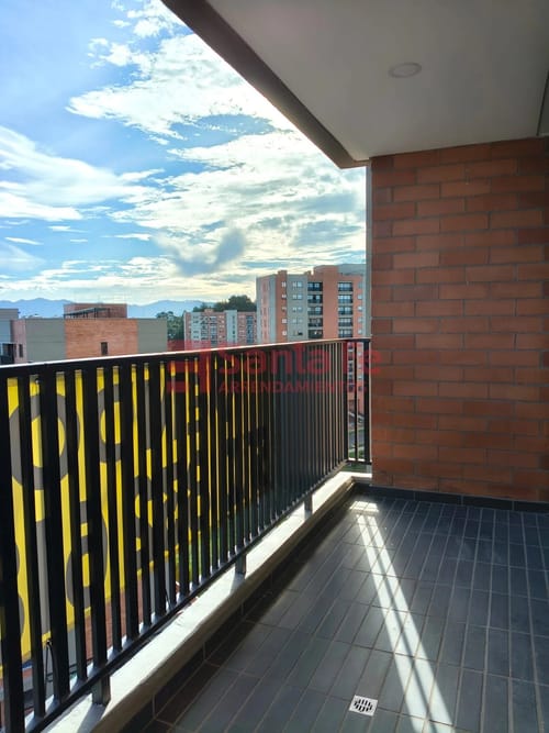 Apartamento de 2 alcobas en venta en Centro, Rionegro, 62 m² · foto 4 de 10