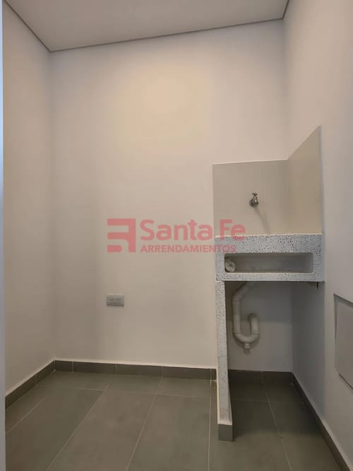 Apartamento de 2 alcobas en venta en Centro, Rionegro, 62 m² · foto 6 de 10