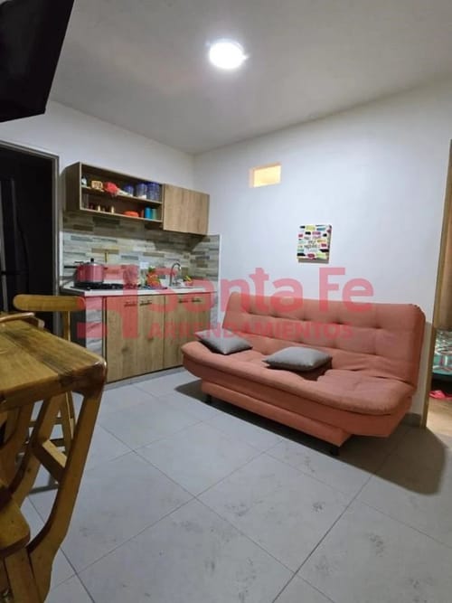 Apartamento de 7 alcobas en venta en Laureles, Medellín, 135 m² · foto 6 de 10