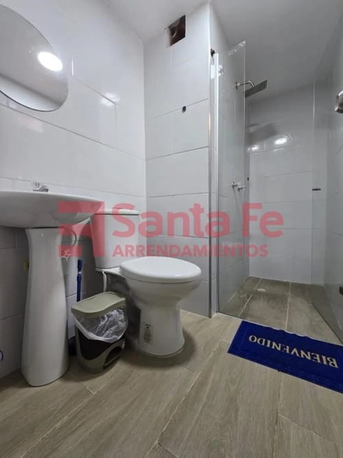 Apartamento de 7 alcobas en venta en Laureles, Medellín, 135 m² · foto 10 de 10