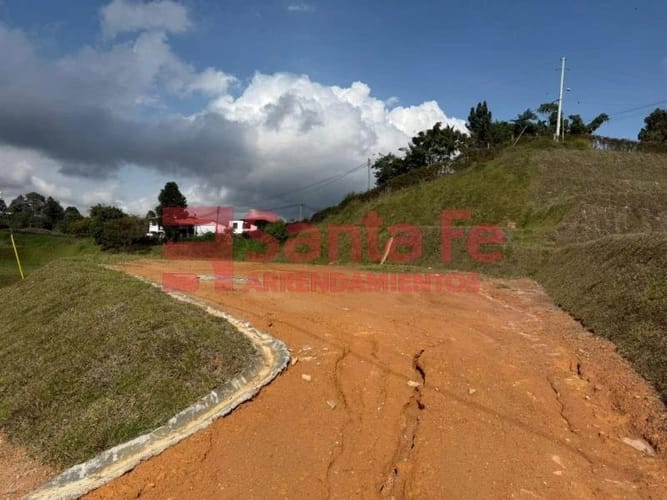 Lote en venta en Pablo Sexto, Marinilla, 1008 m² · foto 4 de 10