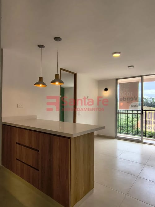 Apartamento de 2 alcobas en venta en Centro, Rionegro, 48 m² · foto 3 de 10