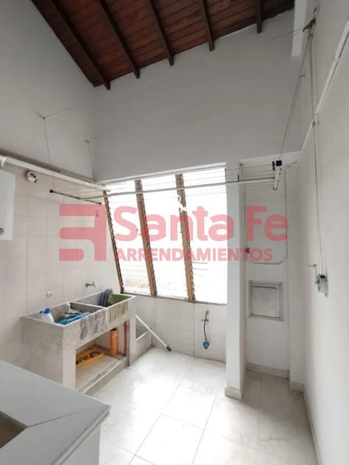 Apartamento de 4 alcobas en venta en El Poblado, Medellín, 213 m² · foto 8 de 10