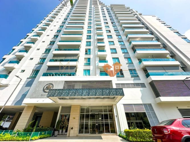 Apartamento de 3 alcobas en venta en Cabecera Del Llano, Bucaramanga, 149 m² · foto 2 de 24