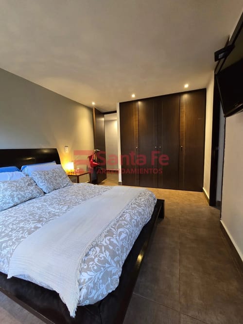 Apartamento de 4 alcobas en venta en El Poblado, Medellín, 111 m² · foto 5 de 10