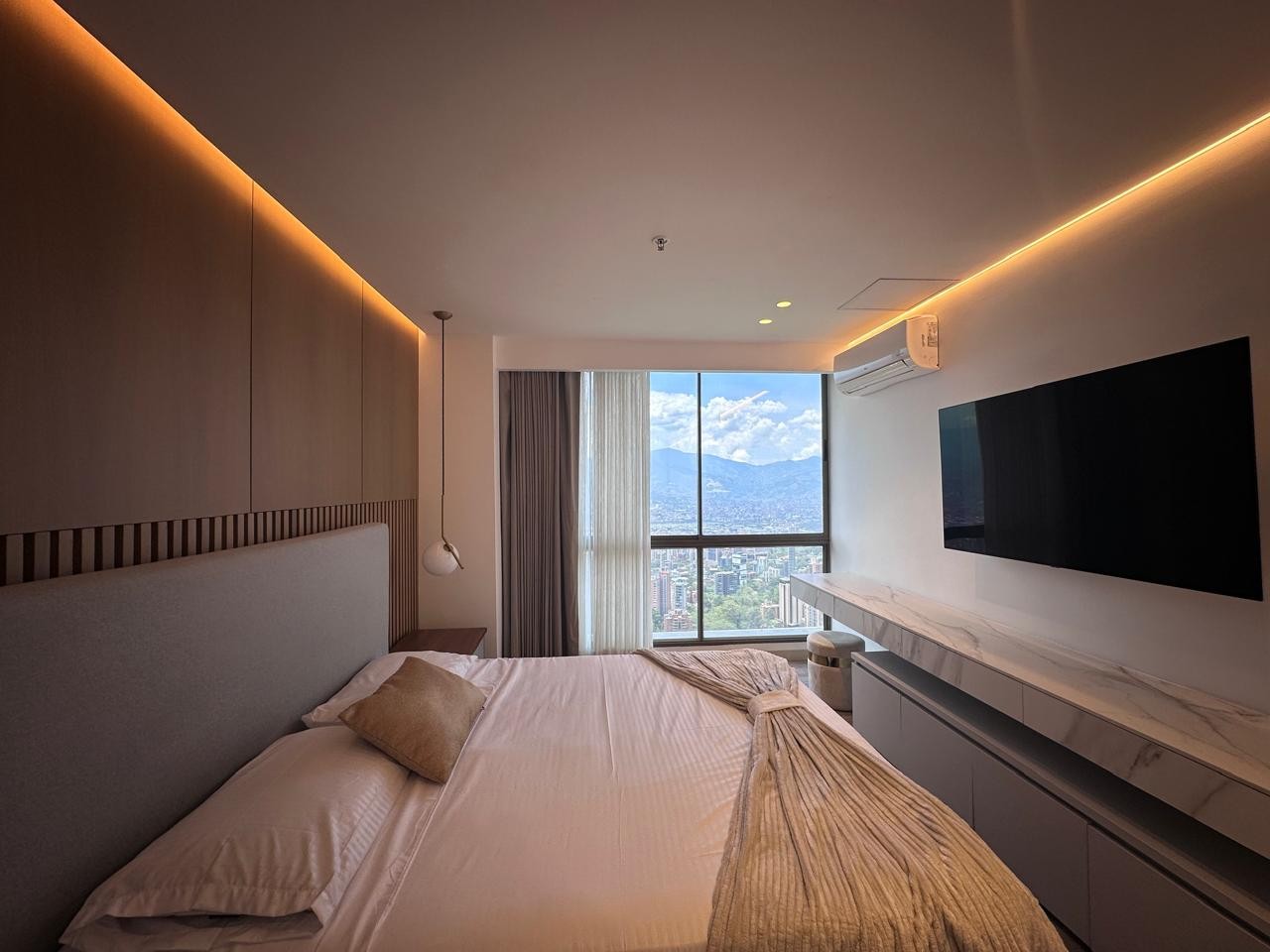 Apartamento en arriendo en El Poblado, Medellín · foto 15 de 19