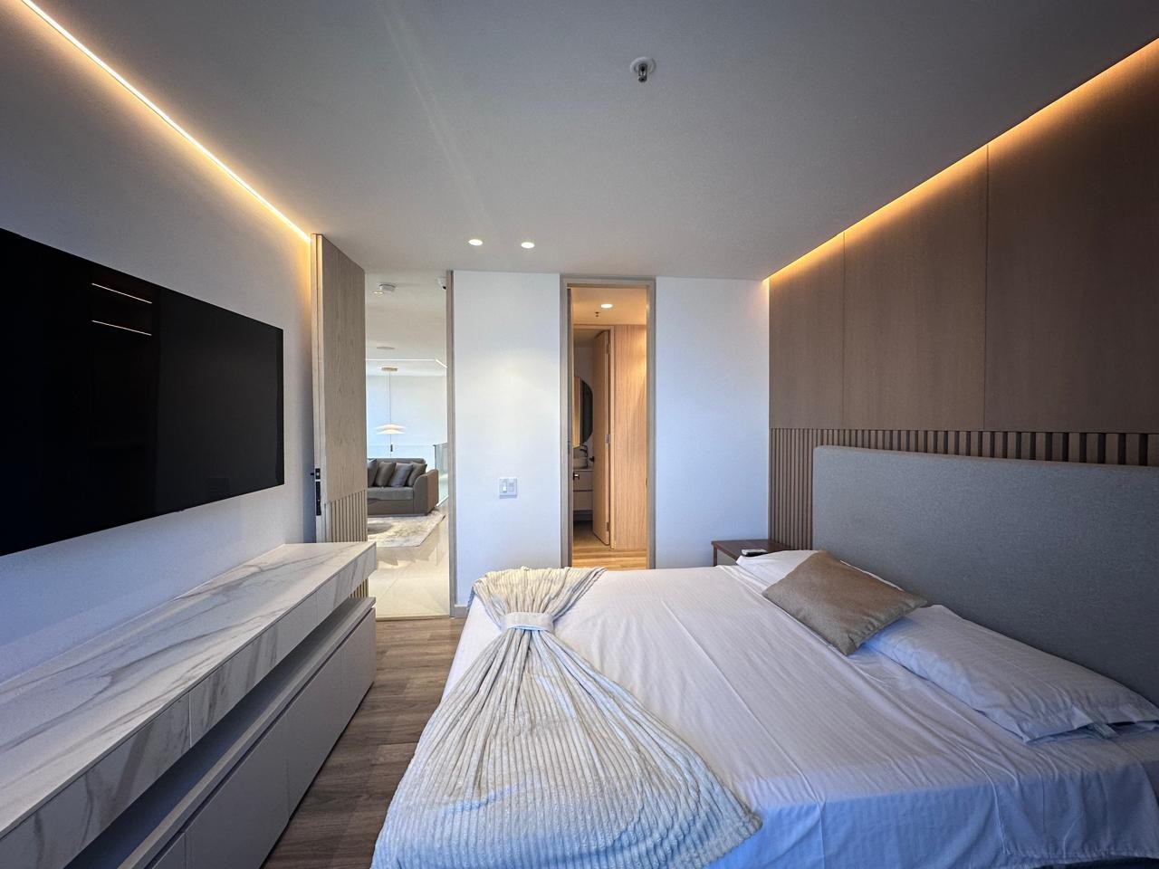 Apartamento en arriendo en El Poblado, Medellín · foto 13 de 19