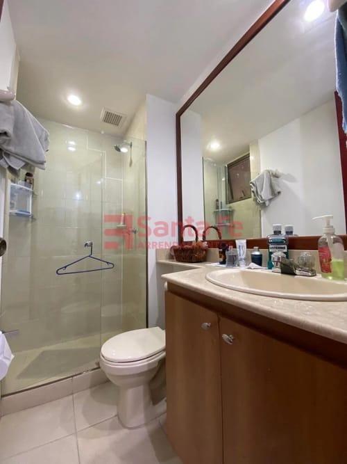Apartamento de 2 alcobas en venta en El Poblado, Medellín, 120 m² · foto 5 de 10