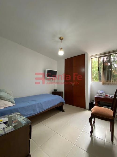 Apartamento de 2 alcobas en venta en El Poblado, Medellín, 120 m² · foto 6 de 10