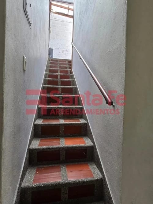 Casa de 4 alcobas en venta en El Poblado, Medellín, 252 m² · foto 7 de 10