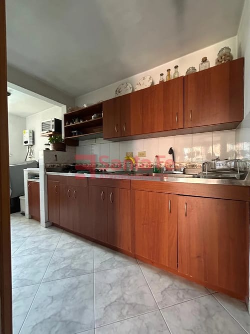 Apartamento de 3 alcobas en venta en El Poblado, Medellín, 81 m² · foto 8 de 10