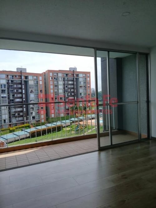 Apartamento de 2 alcobas en venta en Centro, Rionegro, 49 m² · foto 2 de 10
