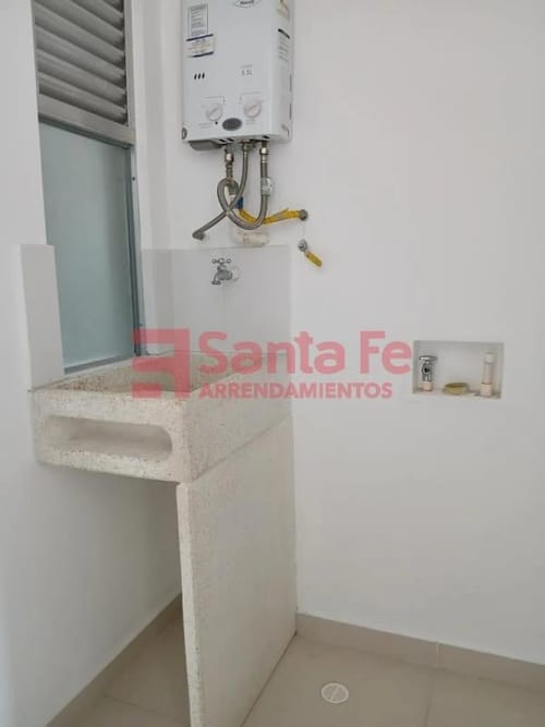 Apartamento de 2 alcobas en venta en Centro, Rionegro, 49 m² · foto 7 de 10