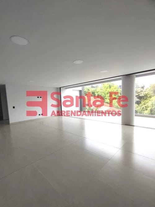 Apartamento en venta en El Poblado, Medellín · foto 3 de 10