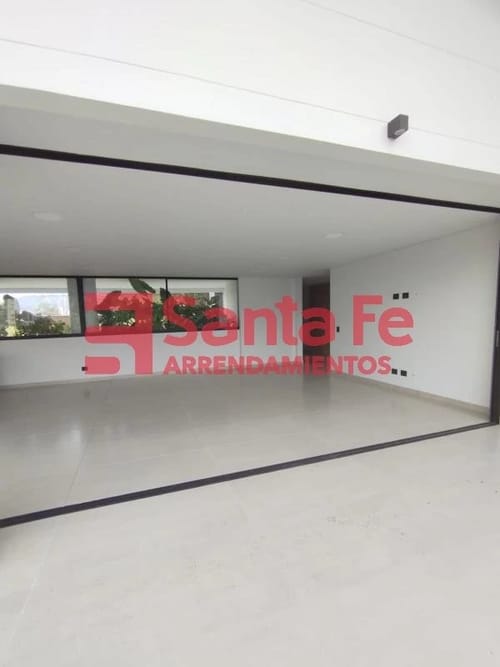 Apartamento en venta en El Poblado, Medellín · foto 4 de 10