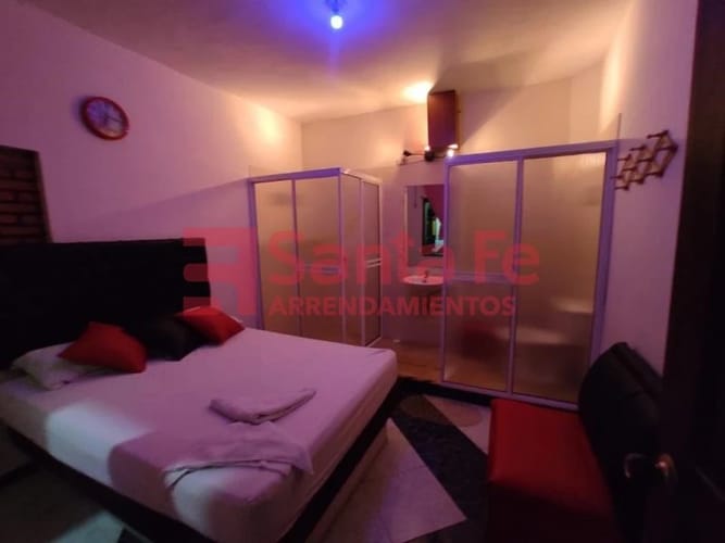 Casa de 5 alcobas en venta en Prado, Medellín, 276 m² · foto 5 de 10