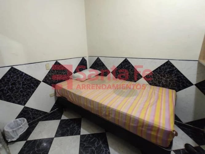 Casa de 5 alcobas en venta en Prado, Medellín, 276 m² · foto 6 de 10