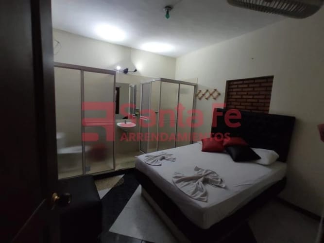 Casa de 5 alcobas en venta en Prado, Medellín, 276 m² · foto 9 de 10