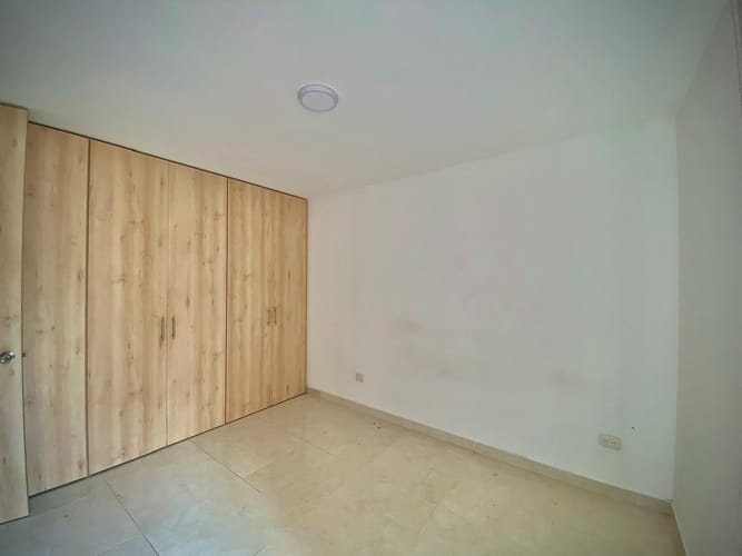Apartamento de 3 alcobas en venta en La Samaria, Ibagué, 80 m² · foto 3 de 15
