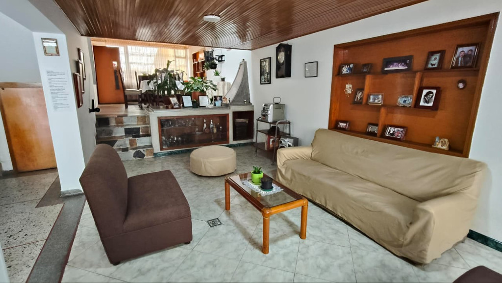 Casa en venta en Jose Joaquin Vargas, Bogotá · foto 2 de 17