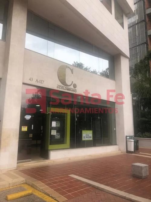 Local en venta en El Poblado, Medellín, 155 m² · foto 3 de 5