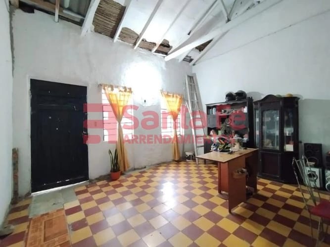 Casa de 4 alcobas en venta en Prado, Medellín, 200 m² · foto 3 de 10