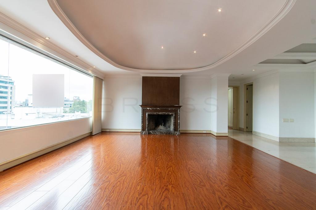 Apartamento en venta en Chico Norte, Bogotá · foto 3 de 20