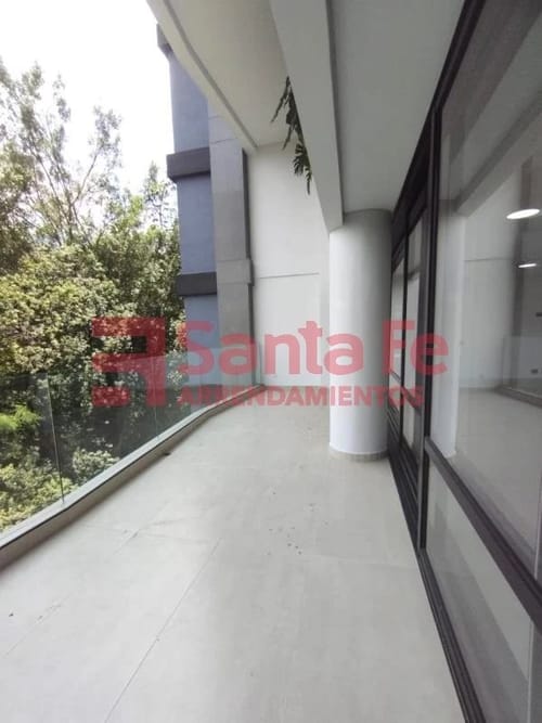 Apartamento de 4 alcobas en venta en El Poblado, Medellín, 230 m² · foto 4 de 10