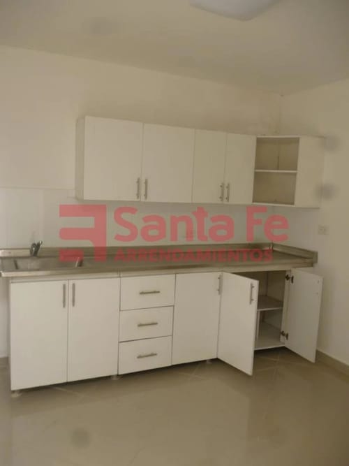 Apartamento de 3 alcobas en venta en Prado, Medellín, 169 m² · foto 5 de 10