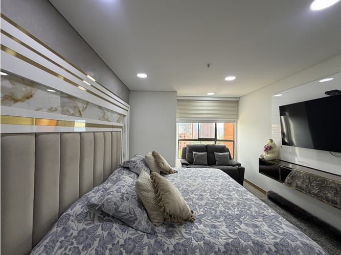 Apartamento en venta en Los Naranjos, Medellín · foto 13 de 18