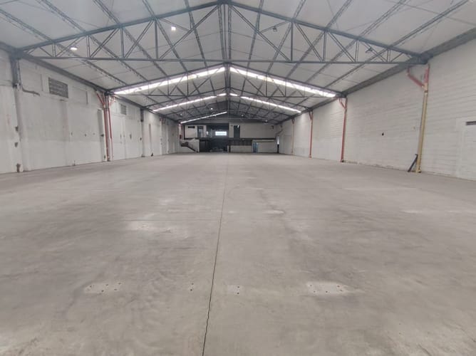 Bodega en arriendo en Simon Bolivar, Itagüí, 2026 m² · foto 3 de 24