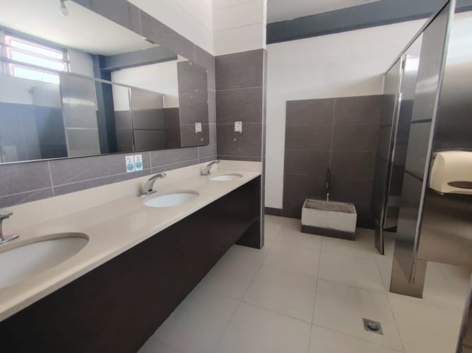 Bodega en arriendo en Simon Bolivar, Itagüí, 2026 m² · foto 11 de 24