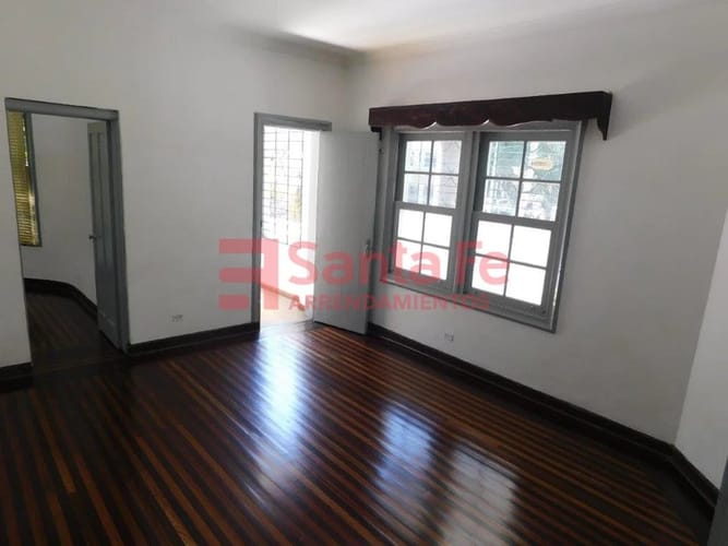 Casa de 12 alcobas en venta en Prado, Medellín, 556 m² · foto 5 de 10