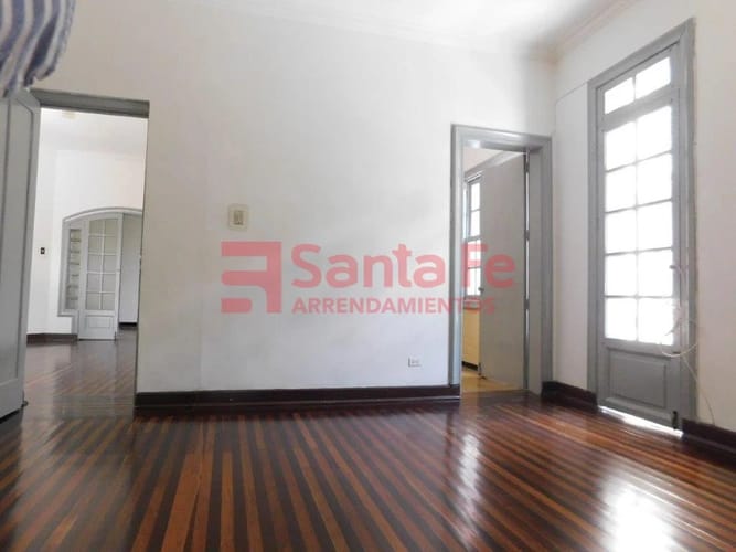 Casa de 12 alcobas en venta en Prado, Medellín, 556 m² · foto 8 de 10