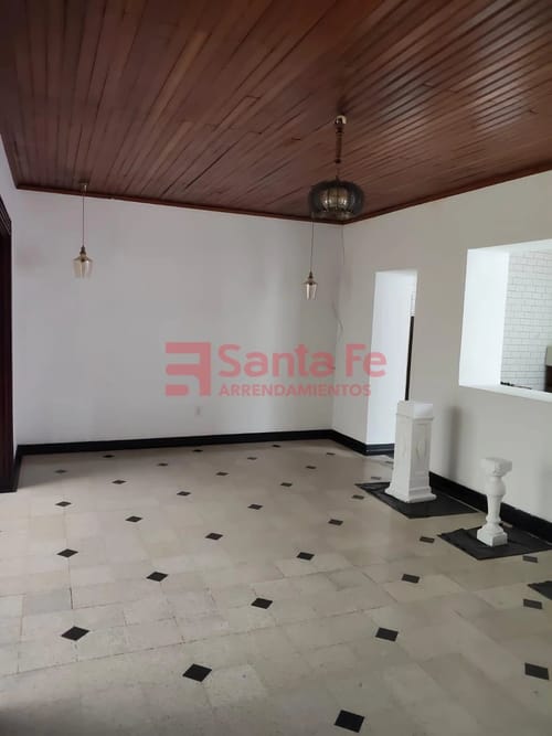 Casa de 5 alcobas en venta en Prado, Medellín, 360 m² · foto 6 de 10