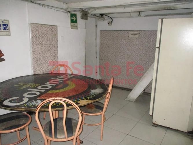 Casa de 25 alcobas en venta en Prado, Medellín, 500 m² · foto 4 de 10