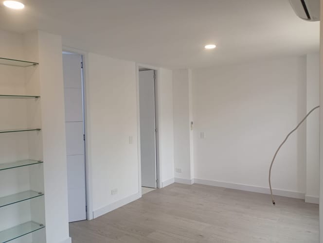 Apartamento de 2 alcobas en arriendo en El Poblado, Medellín, 87 m² · foto 8 de 13