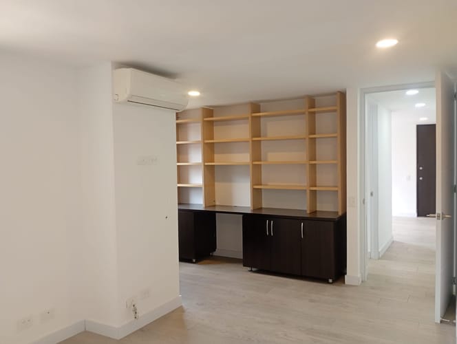 Apartamento de 2 alcobas en arriendo en El Poblado, Medellín, 87 m² · foto 11 de 13