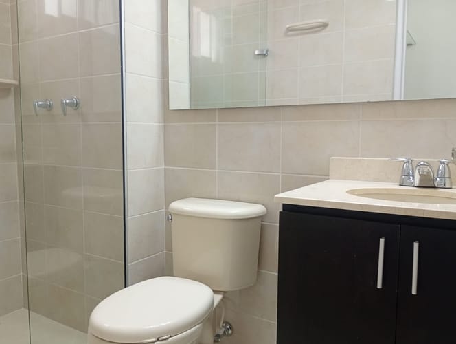 Apartamento de 2 alcobas en arriendo en El Poblado, Medellín, 87 m² · foto 13 de 13
