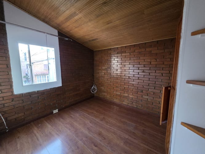 Casa de 3 alcobas en venta en Granada Norte, Bogotá, 90 m² · foto 11 de 18
