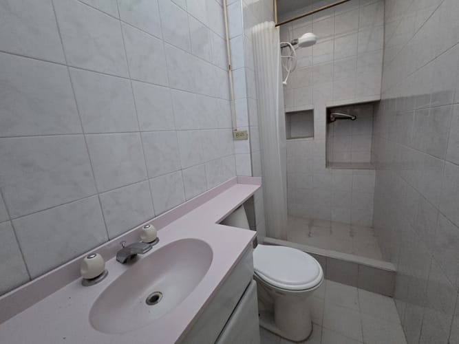 Casa de 3 alcobas en venta en Granada Norte, Bogotá, 90 m² · foto 12 de 18