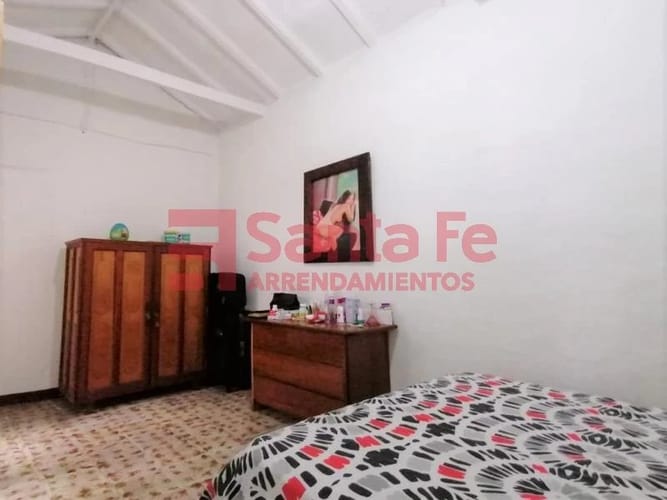 Casa de 3 alcobas en venta en Loreto, Medellín, 143 m² · foto 9 de 10