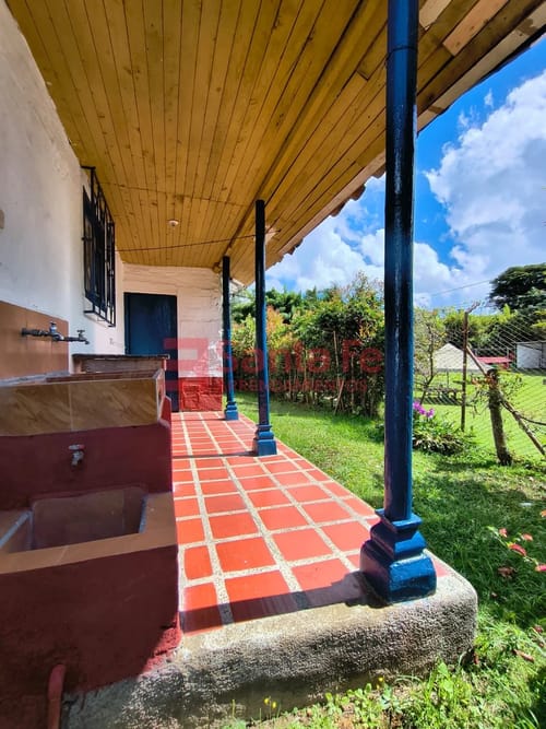 Casa de 5 alcobas en arriendo en Llano Grande, Rionegro, 380 m² · foto 5 de 10