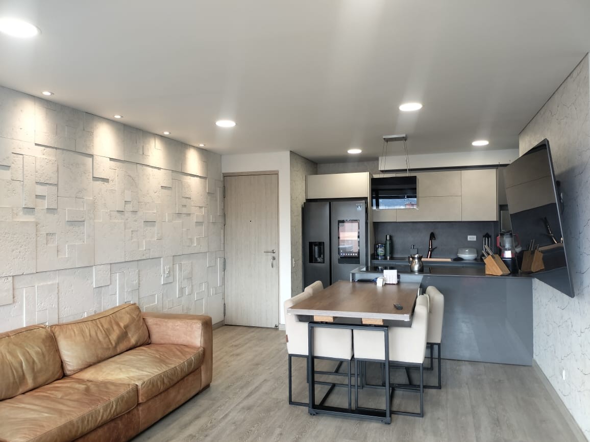 Apartamento en arriendo en El Poblado, Medellín · foto 3 de 15