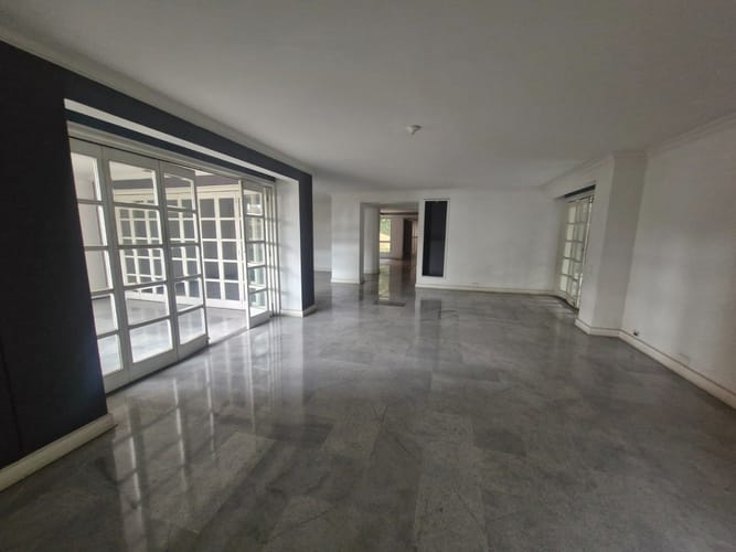 Apartamento de 3 alcobas en venta en Bellavista, Cali, 300 m² · foto 6 de 10
