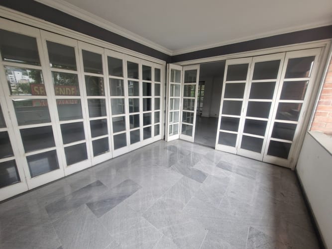 Apartamento de 3 alcobas en venta en Bellavista, Cali, 300 m² · foto 8 de 10