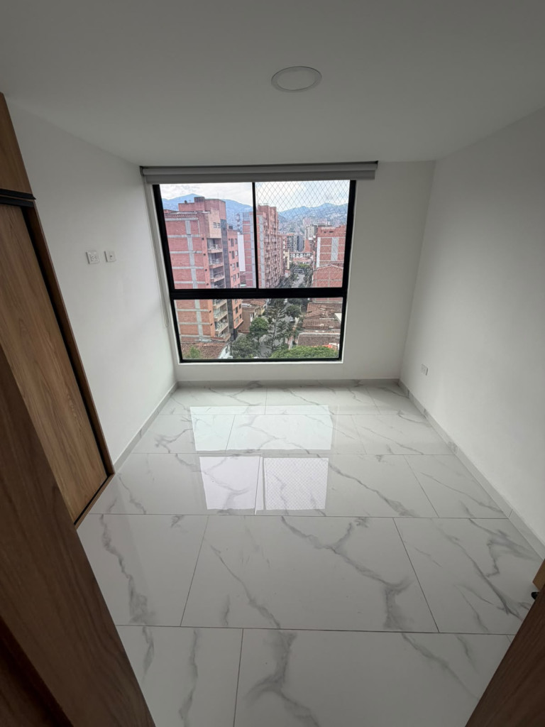 Apartamento en arriendo en Laureles, Medellín · foto 8 de 20