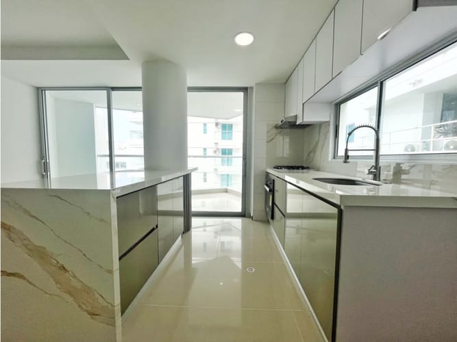 Apartamento de 2 alcobas en venta en La Boquilla, Cartagena, 98 m² · foto 5 de 14