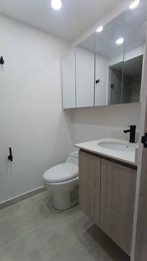Apartamento de 2 alcobas en arriendo en Rionegro, 59 m² · foto 2 de 8